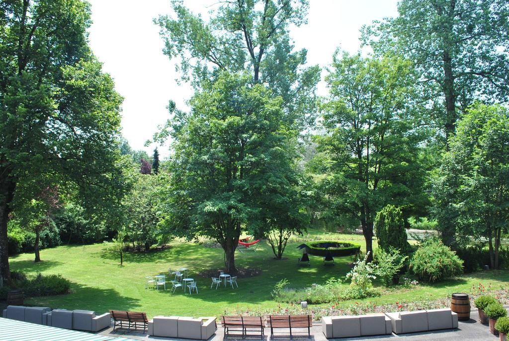 La Roseraie. Gaume-Ardenne-Lacuisine Sur Semois. Florenville Exteriör bild